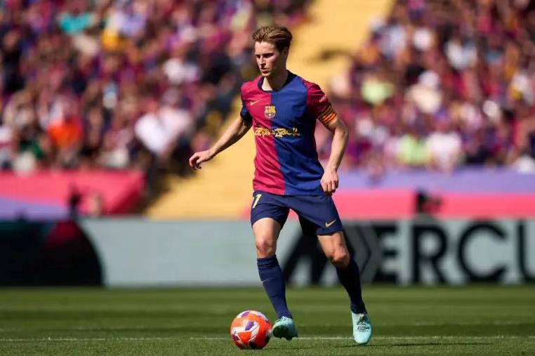 Frenkie de Jong: Từ Ác Mộng đến Huyền Thoại tại Barcelona