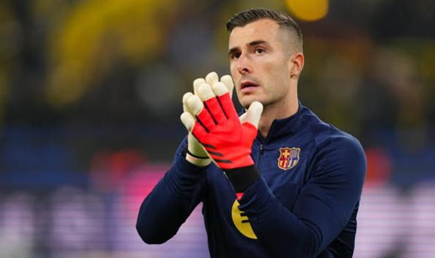 Inaki Pena: Thủ môn tài năng Barcelona nhiều khả năng chia tay đội bóng