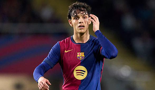 Barcelona khẳng định tương lai của Hector Fort: Tài năng trẻ tiếp tục gắn bó với đội bóng