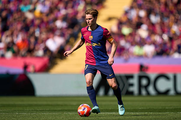 Frenkie de Jong: Từ nguy cơ chia tay đến trụ cột không thể thiếu của Barcelona