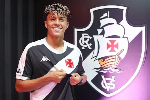 Barcelona Dồn 20 Triệu Euro Chiêu Mộ Thần Đồng Brazil Lukas Zuccarello