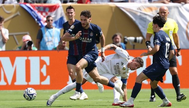 Thắng đậm Real Madrid 4-0, HLV Luis Enrique của PSG khẳng định không nương tay và bênh vực Xabi Alonso