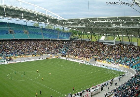 Red Bull Arena: Huyền thoại bóng đá Đông Đức hồi sinh