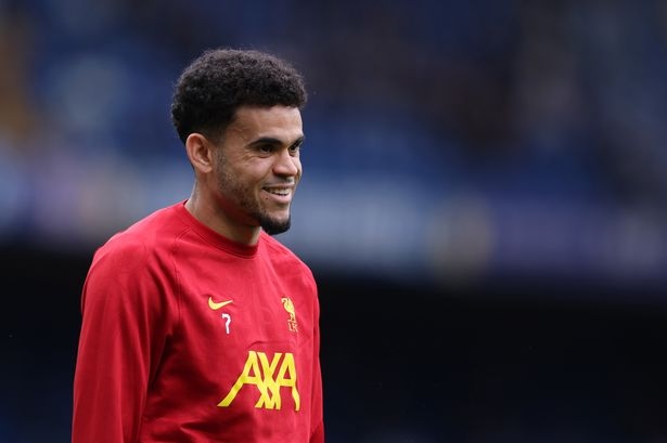 Barcelona Chốt Thương Vụ Rashford, Gác Lại Mục Tiêu Luis Diaz