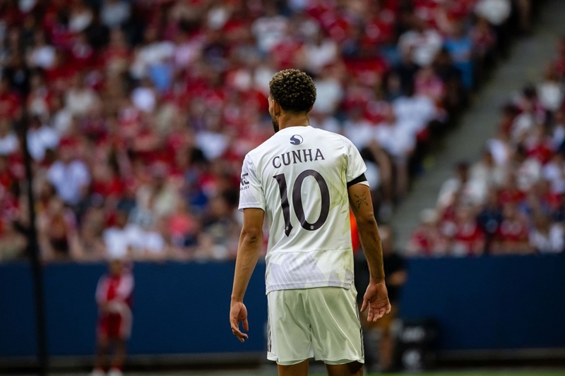 Matheus Cunha: Ngôi sao sáng rực trong màn ra mắt Man United